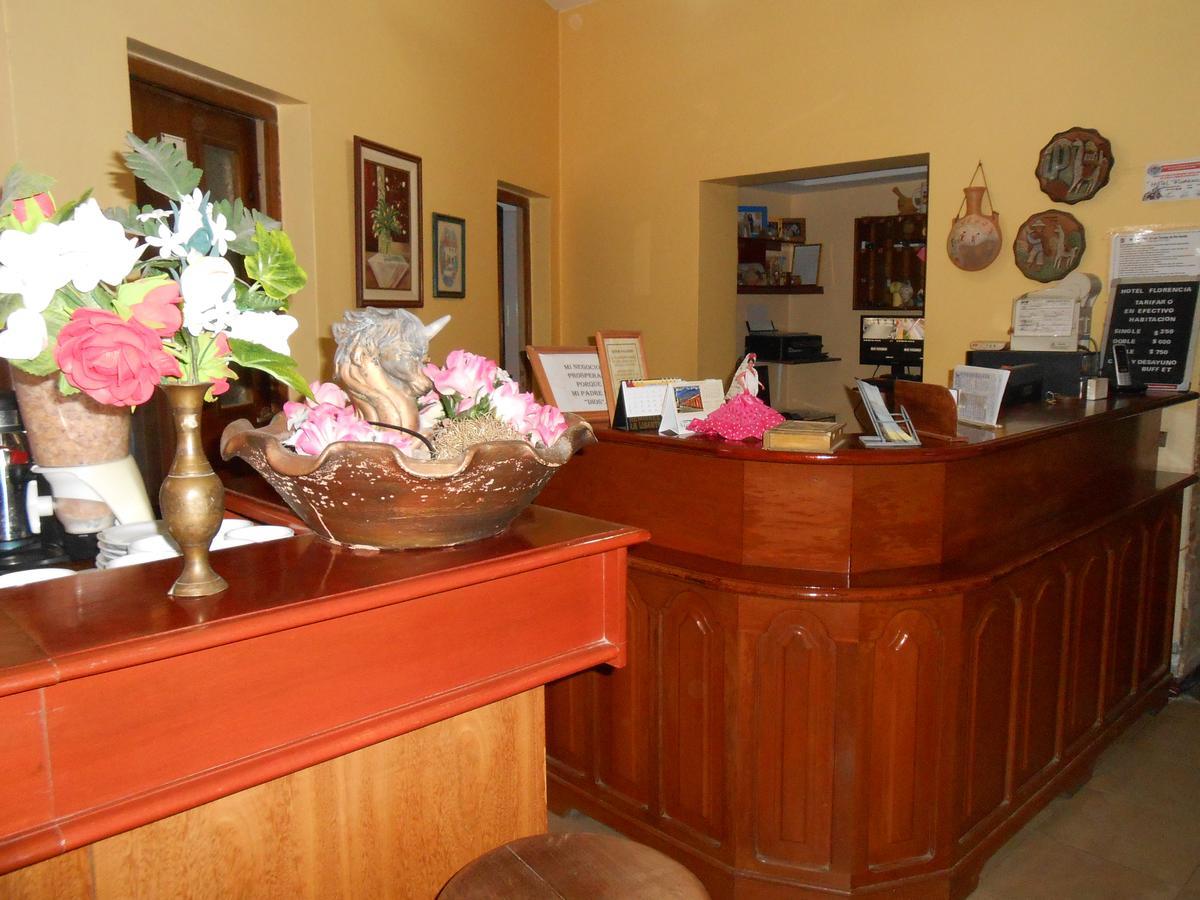 Hotel Florencia Termas de Río Hondo Buitenkant foto