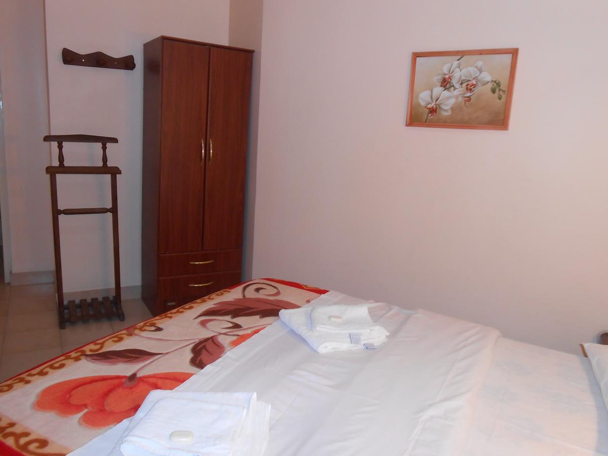 Hotel Florencia Termas de Río Hondo Buitenkant foto